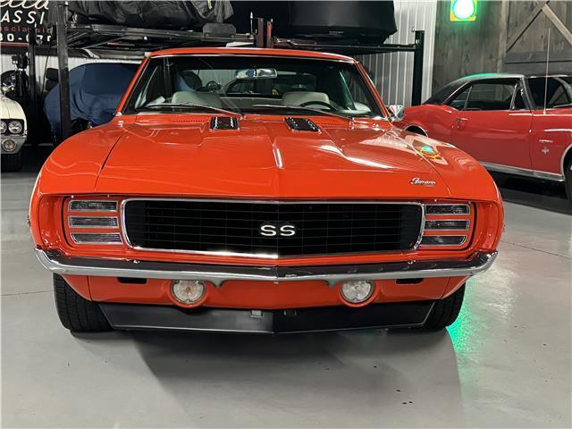 Chevrolet-Camaro-1969-Orange-White-120701-21