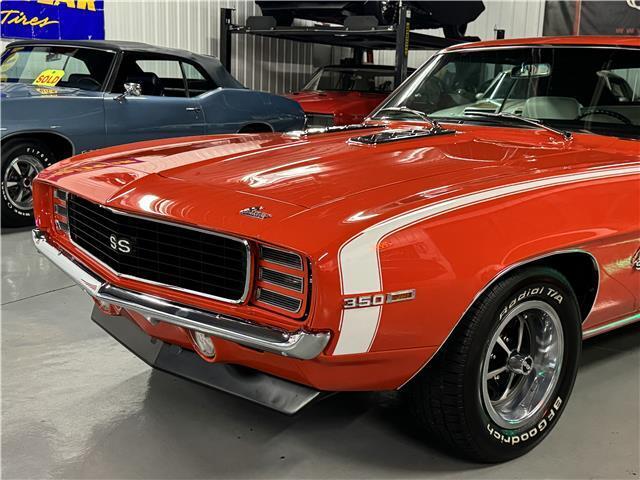 Chevrolet-Camaro-1969-Orange-White-120701-22