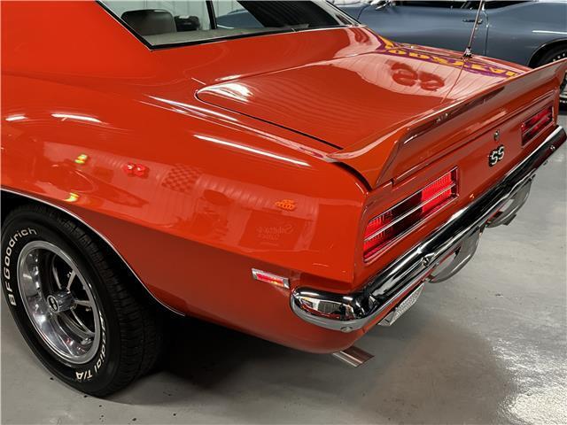 Chevrolet-Camaro-1969-Orange-White-120701-27