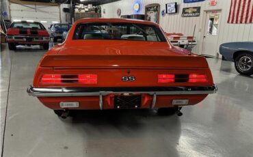 Chevrolet-Camaro-1969-Orange-White-120701-29