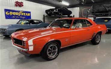 Chevrolet-Camaro-1969-Orange-White-120701-39