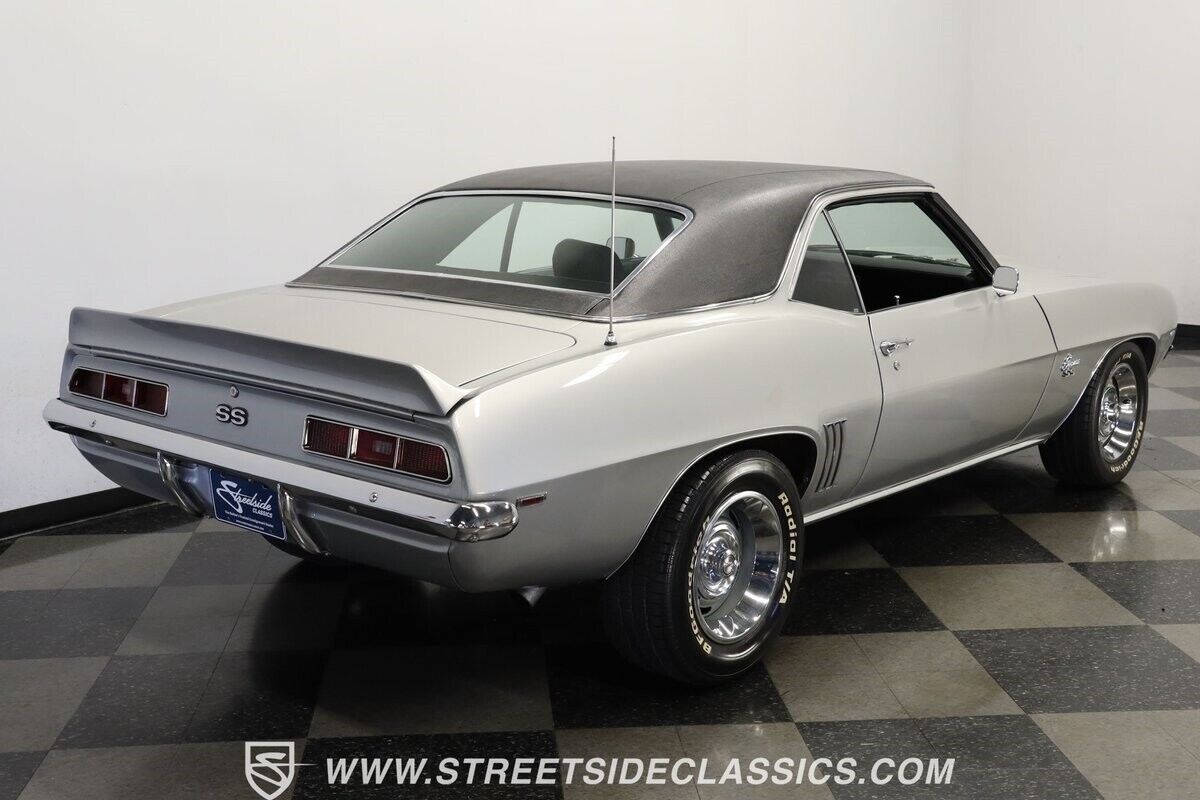 Chevrolet-Camaro-1969-Silver-Black-12806-10