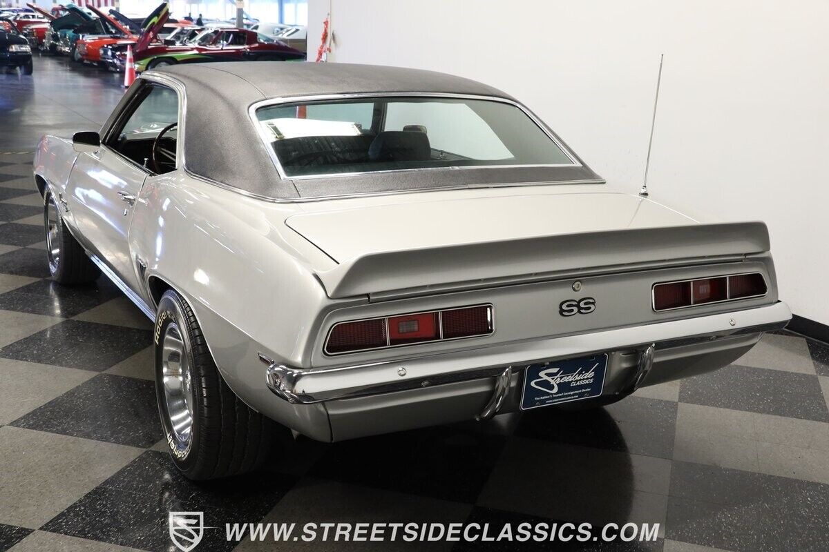 Chevrolet-Camaro-1969-Silver-Black-12806-7