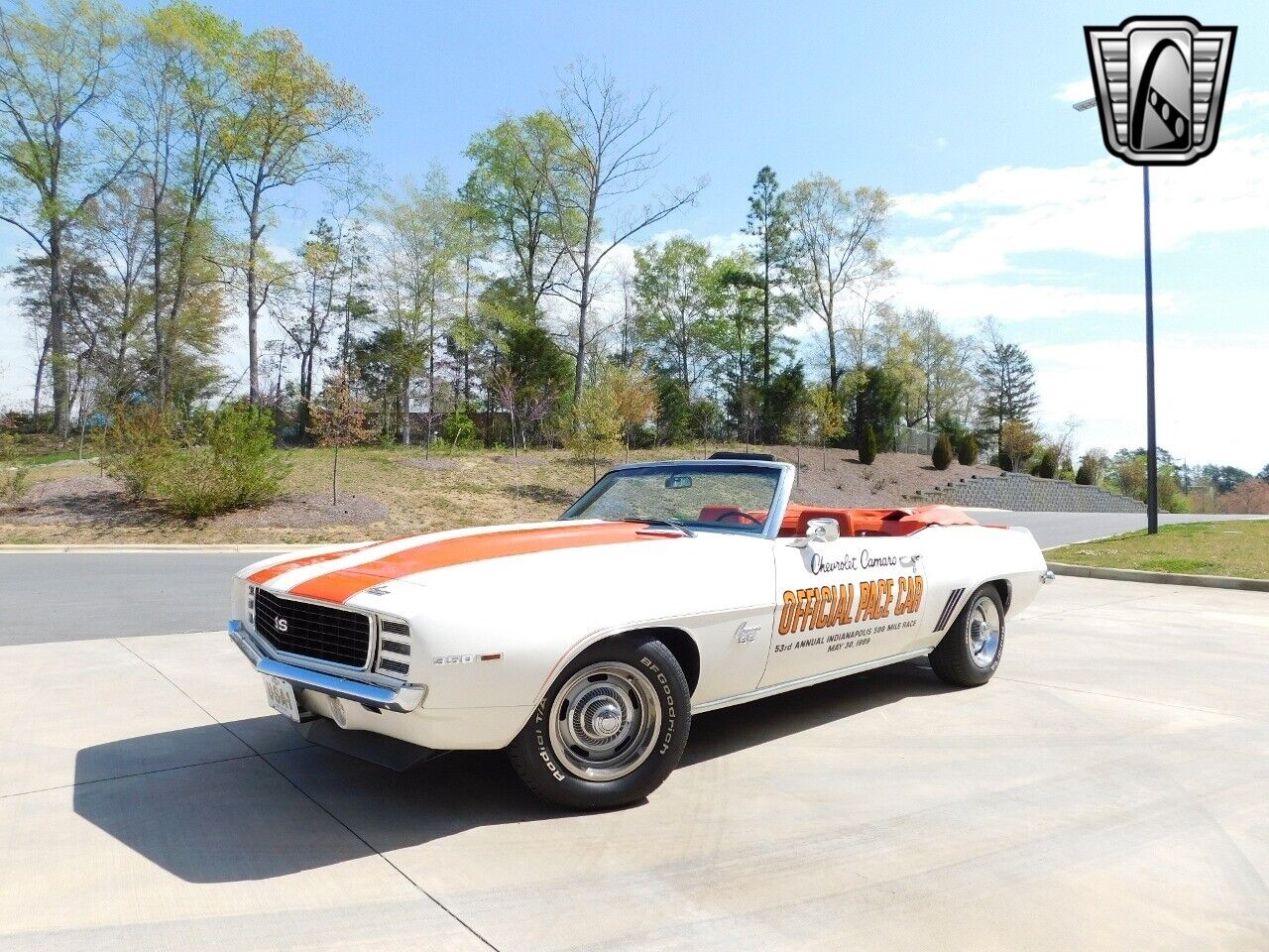 Chevrolet-Camaro-1969-White-Orange-91148-2