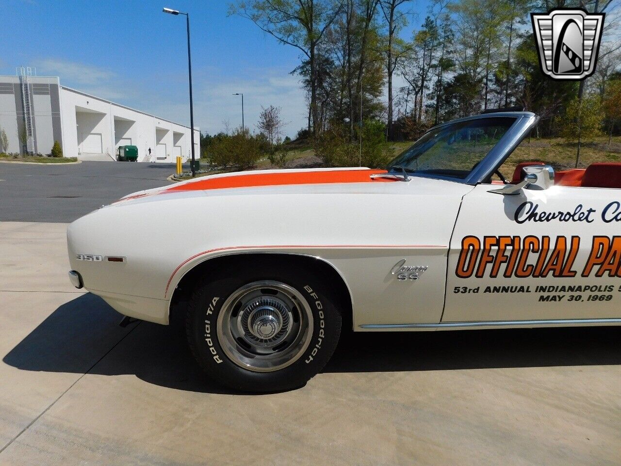 Chevrolet-Camaro-1969-White-Orange-91148-5