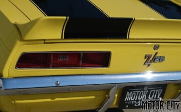 Chevrolet-Camaro-1969-Yellow-Black-0-14