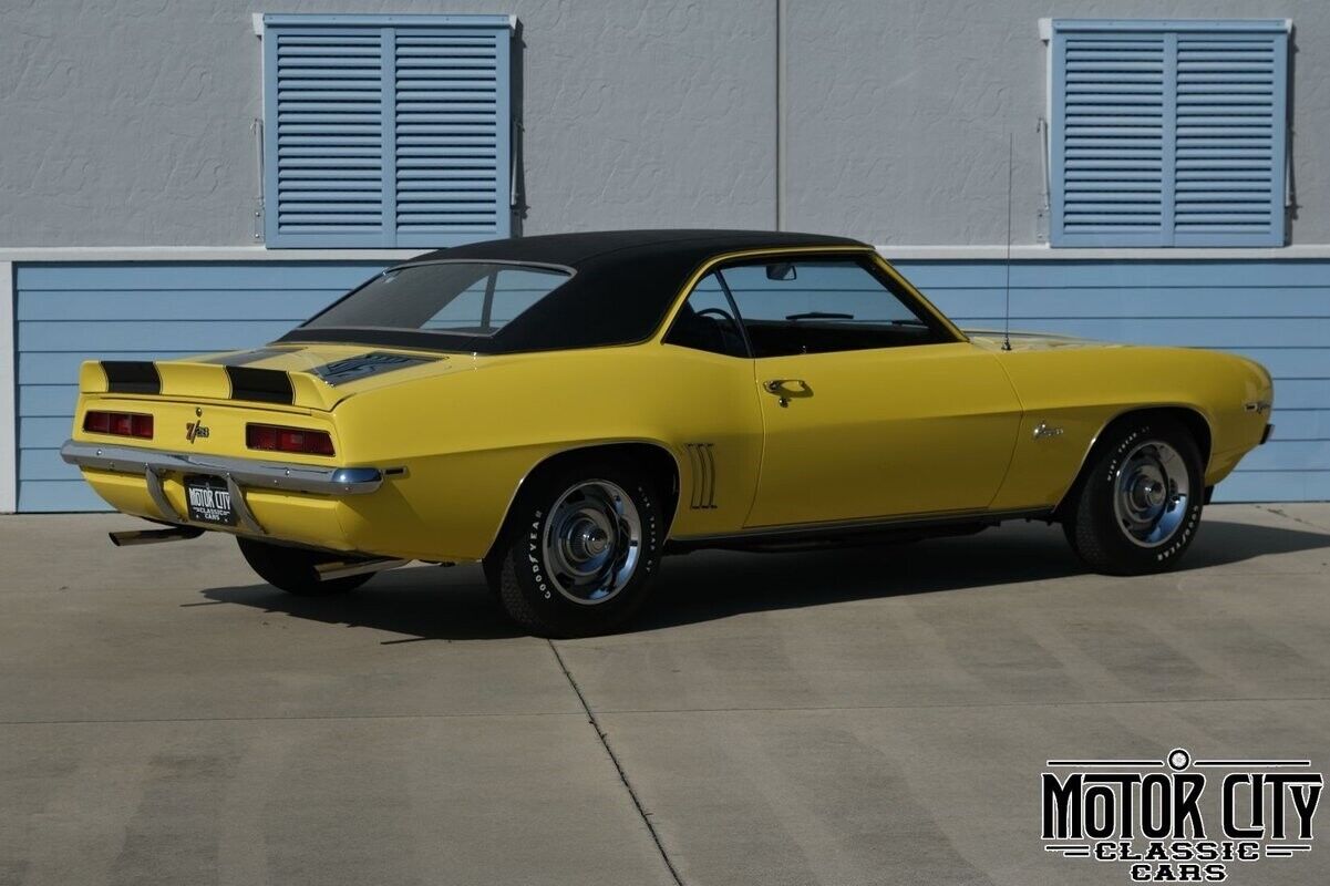 Chevrolet-Camaro-1969-Yellow-Black-0-2