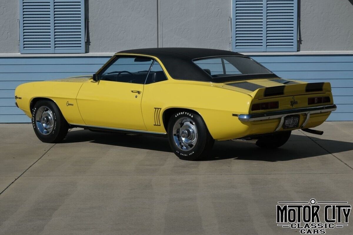 Chevrolet-Camaro-1969-Yellow-Black-0-4