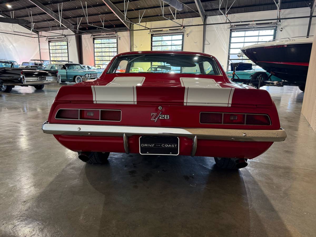 Chevrolet-Camaro-1969-red-8504-16