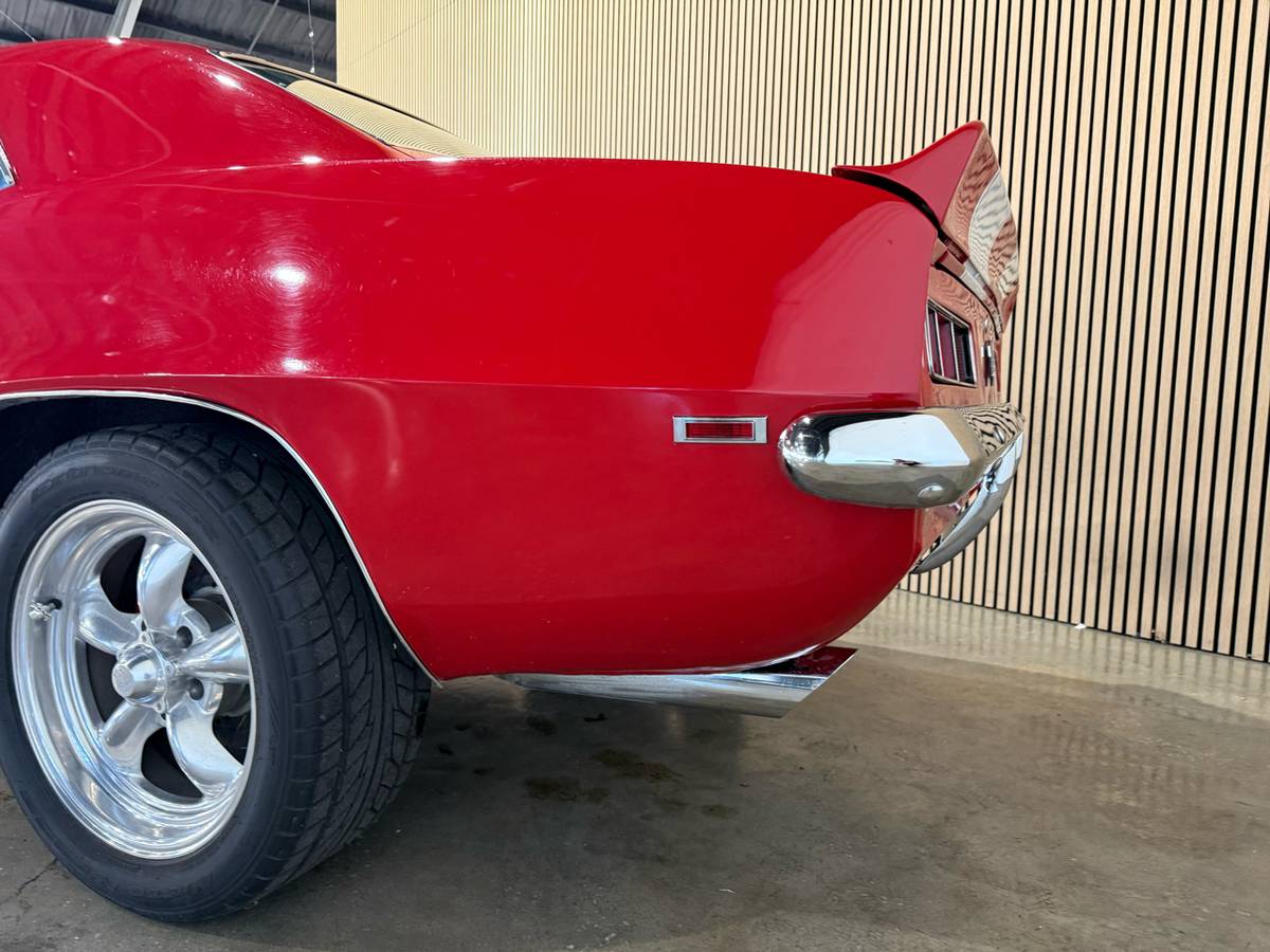 Chevrolet-Camaro-1969-red-8504-21