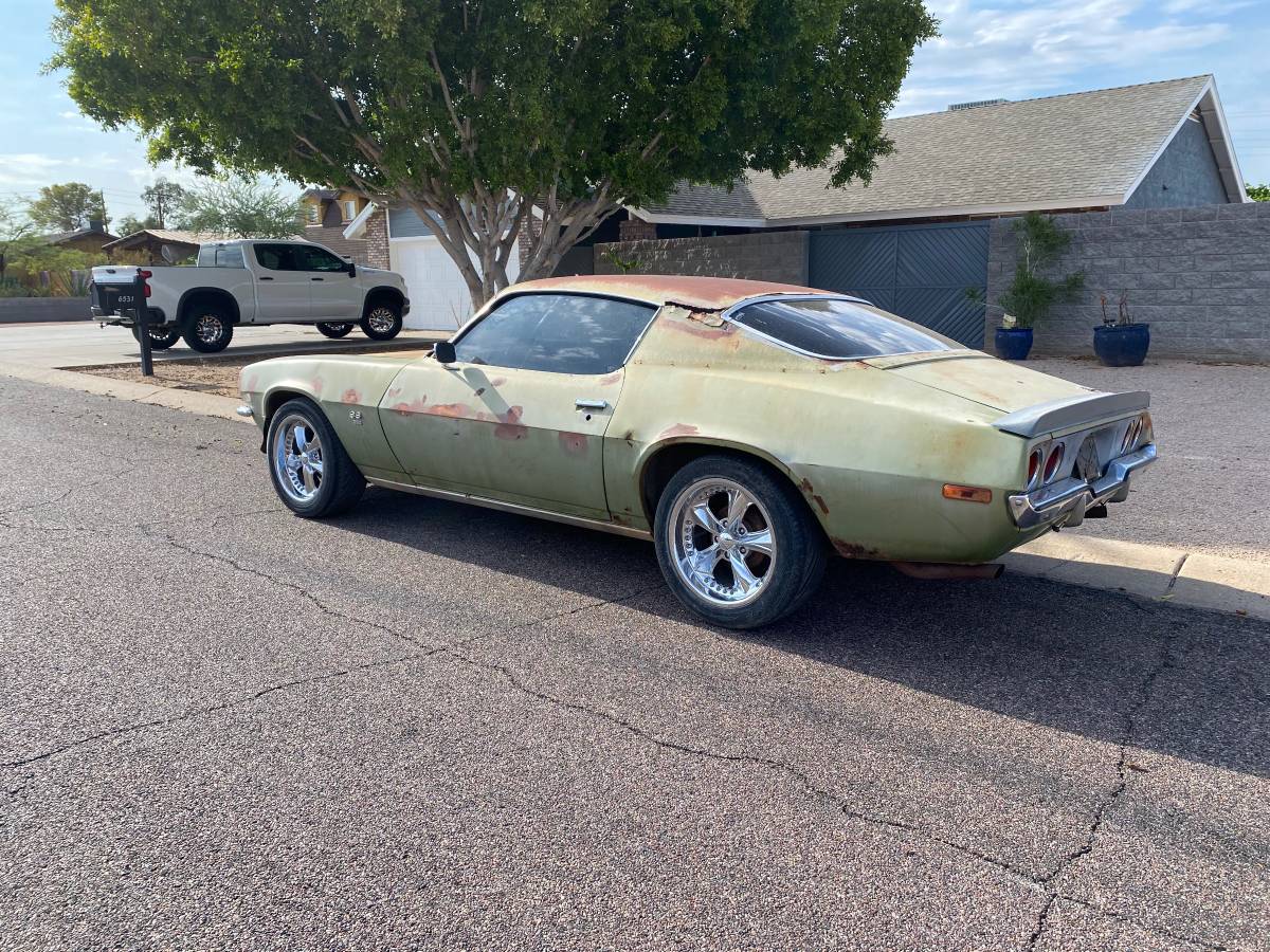 Chevrolet-Camaro-1970-green-142740-2