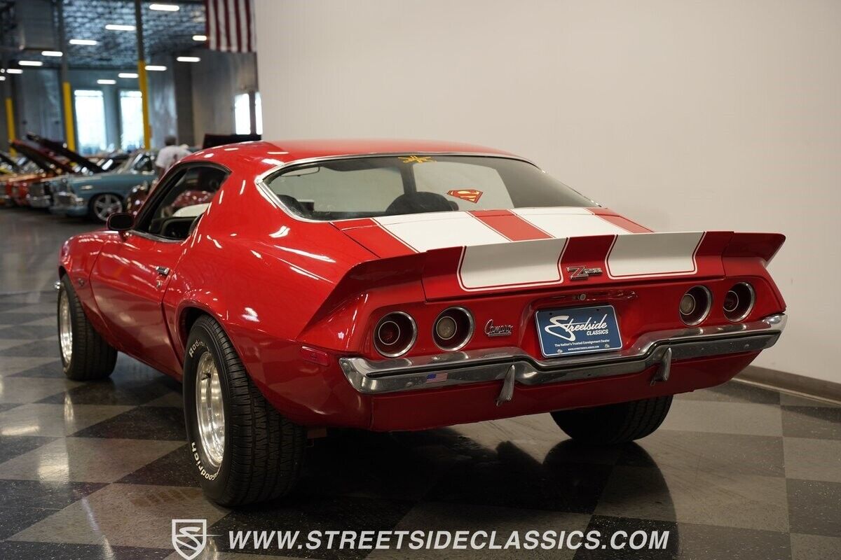 Chevrolet-Camaro-1972-Red-Black-103-8