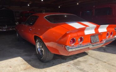 Chevrolet-Camaro-1973-Yellow-Black-112654-3