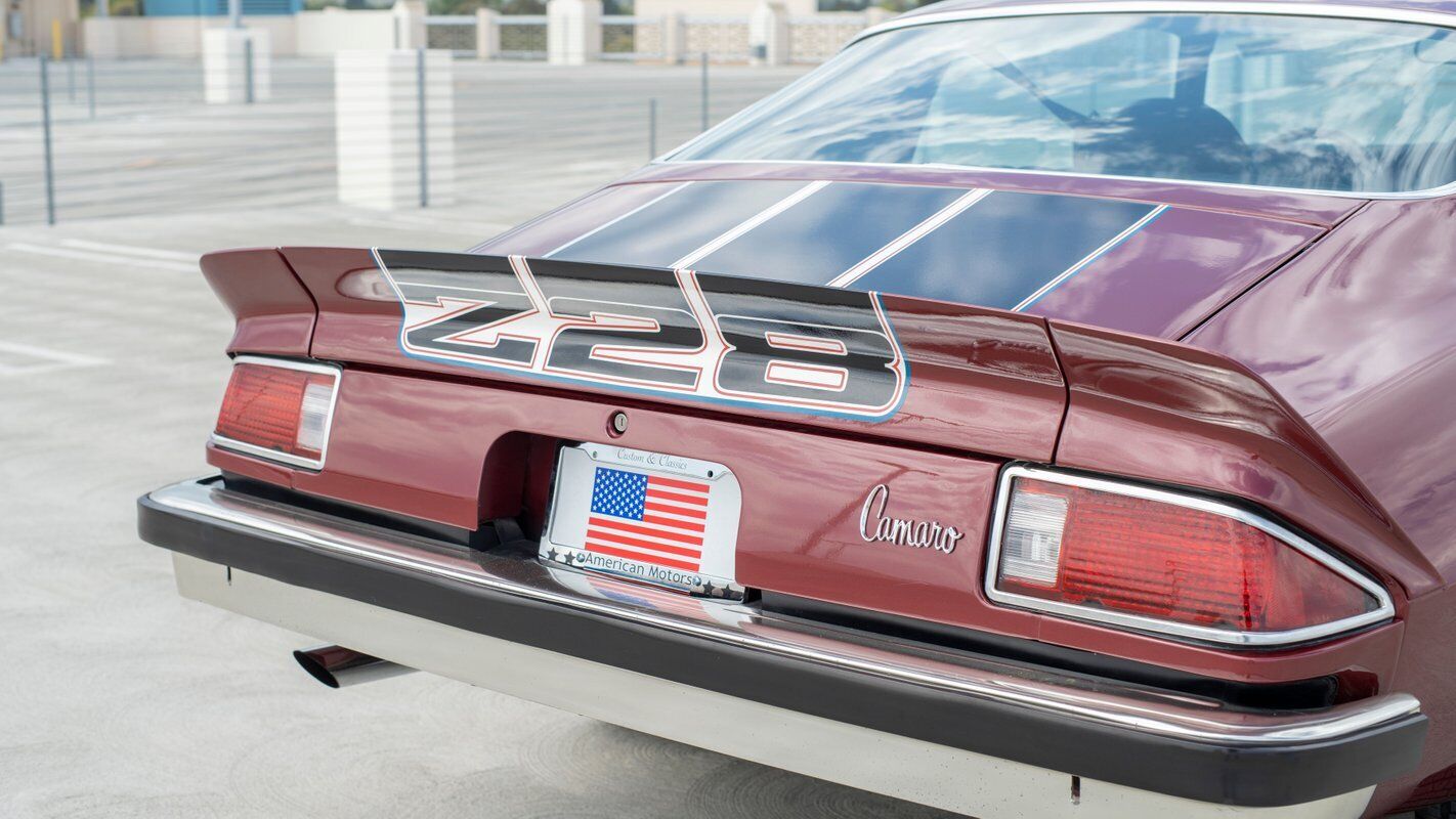 Chevrolet-Camaro-1974-Red-Black-0-24