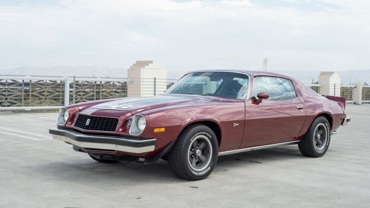 Chevrolet-Camaro-1974-Red-Black-0-29