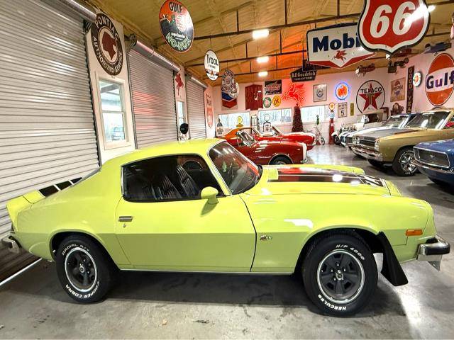 Chevrolet-Camaro-1974-yellow-19867-3