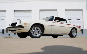 Chevrolet-Camaro-1977-White-Red-8612-3