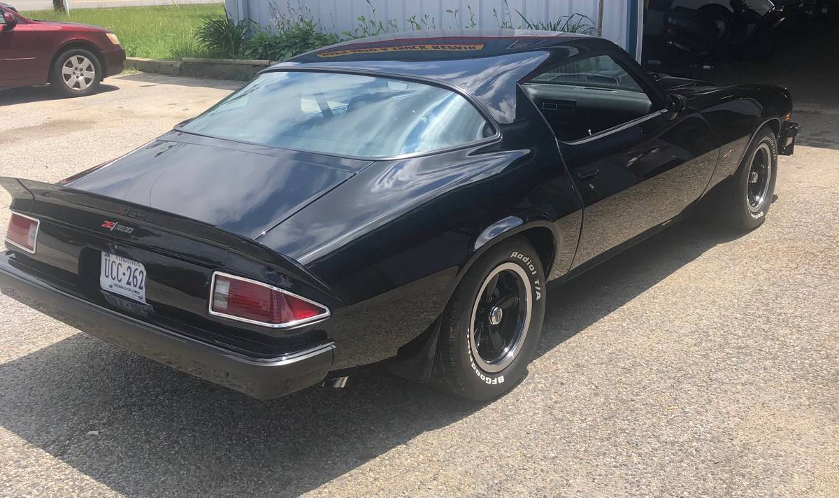 Chevrolet-Camaro-1977-black-122310-10