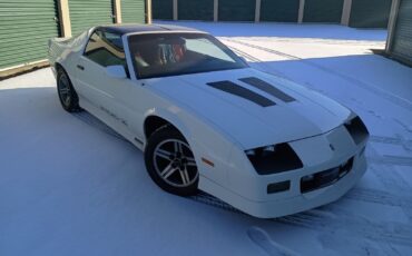 Chevrolet-Camaro-1986-White-Burgundy-109435-11