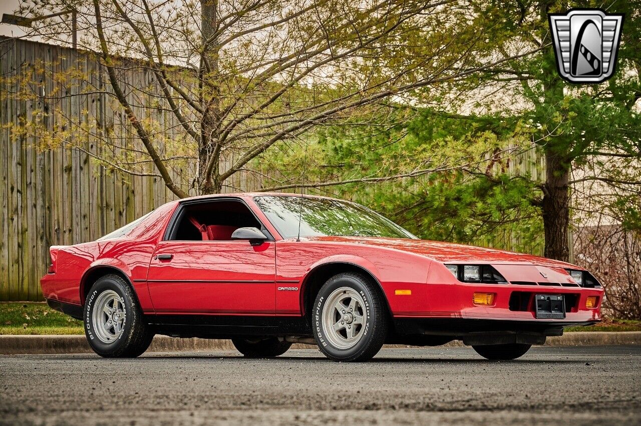 Chevrolet-Camaro-1987-Red-Red-23150-8