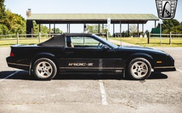 Chevrolet-Camaro-1988-Black-Tan-95106-7