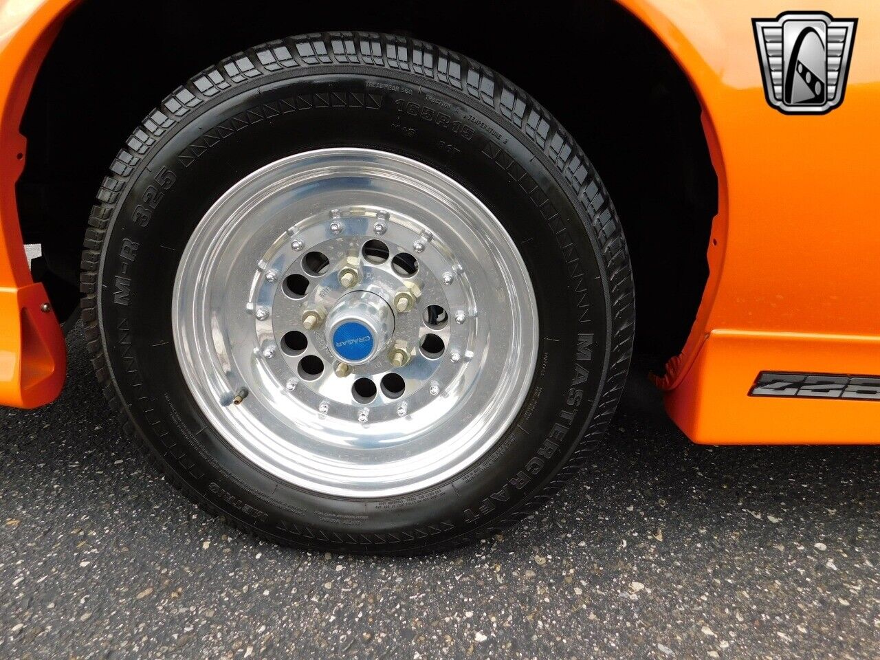 Chevrolet-Camaro-1988-Orange-Black-0-5