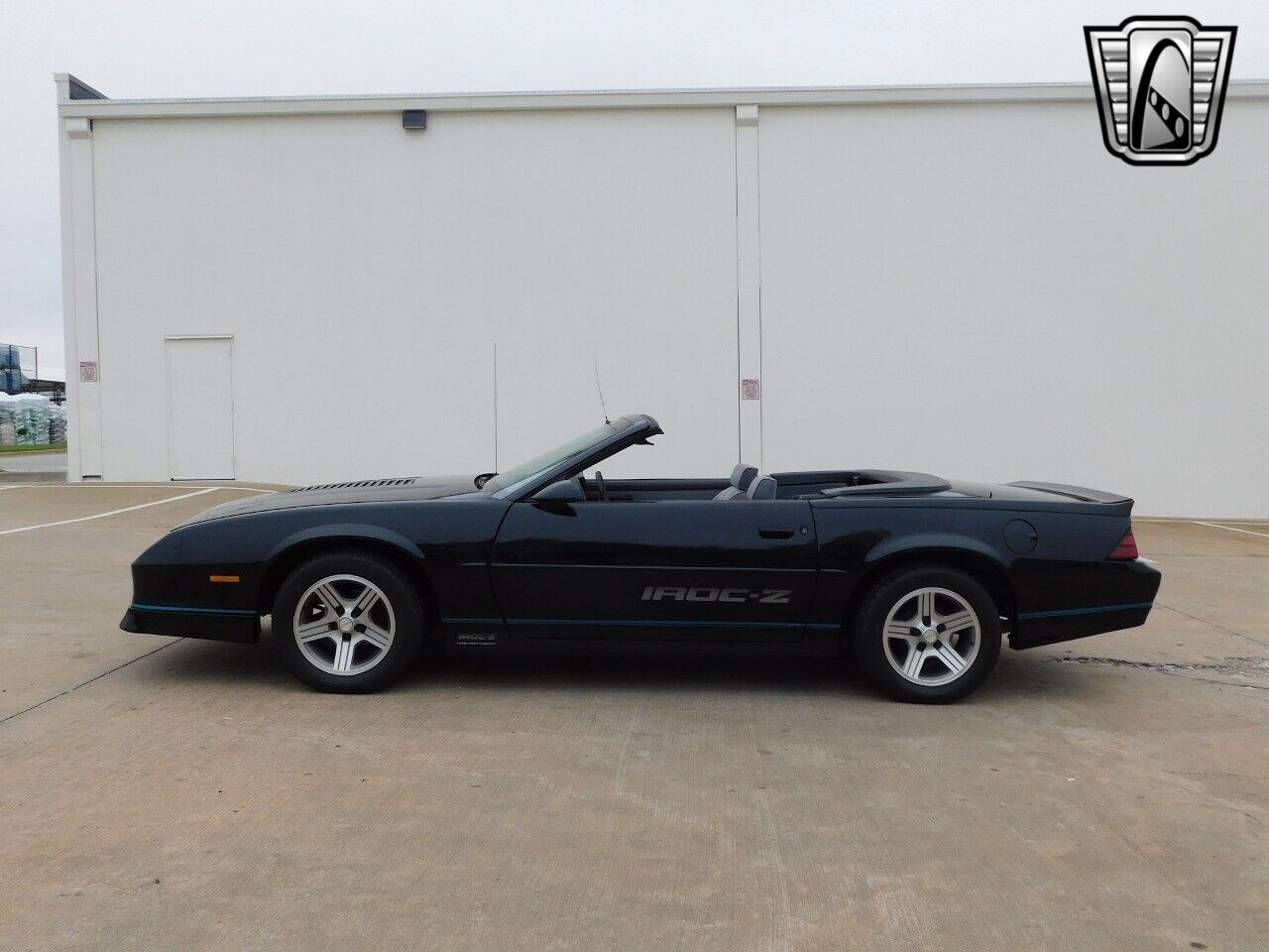 Chevrolet-Camaro-1989-Black-Gray-78855-7