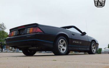 Chevrolet-Camaro-1989-Black-Gray-78855-9