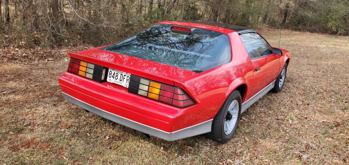 Chevrolet-Camaro-1989-red-144841-2