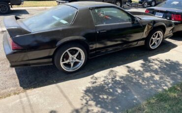 Chevrolet-Camaro-1991-black-321868