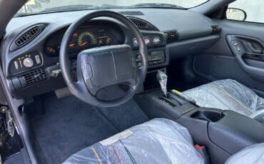 Chevrolet-Camaro-1993-Indy-Pace-Car-Graphite-Sport-Cloth-26-36