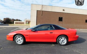 Chevrolet-Camaro-1993-Red-Black-129541-2