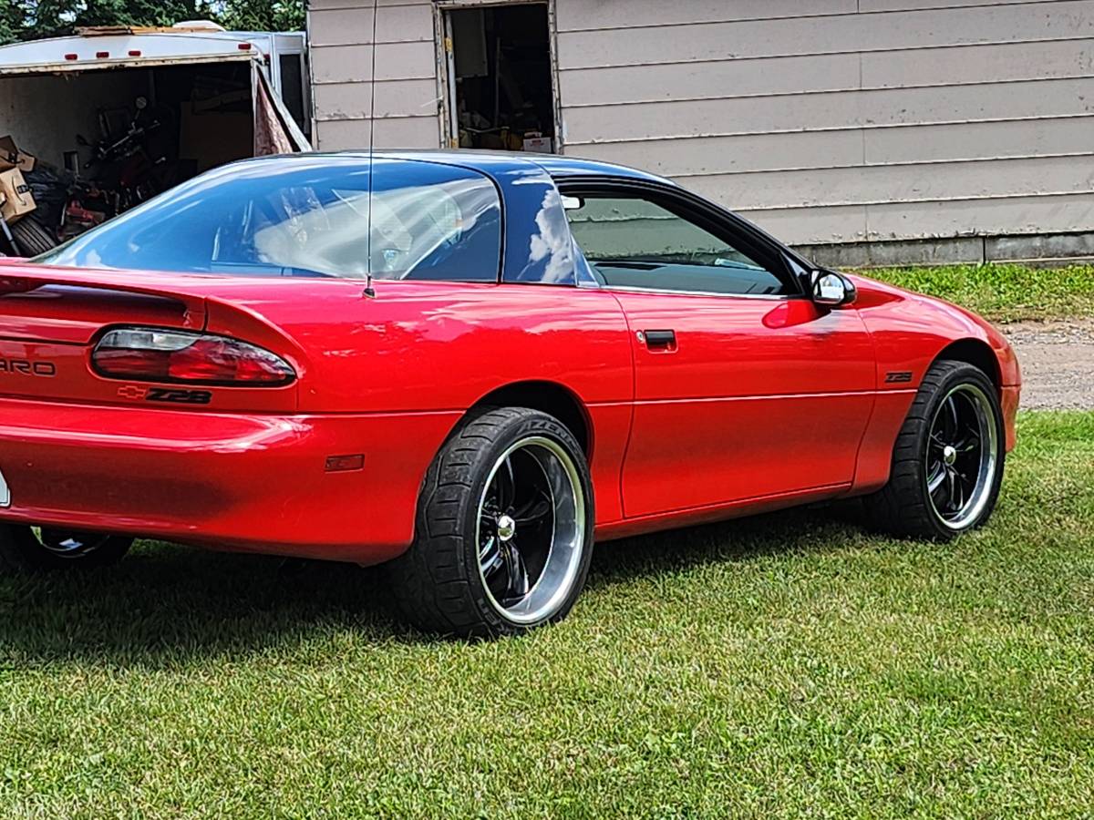 Chevrolet-Camaro-1993-red-160934-15