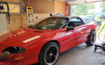 Chevrolet-Camaro-1993-red-160934-22