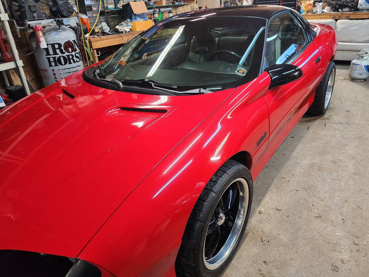 Chevrolet-Camaro-1993-red-160934-6