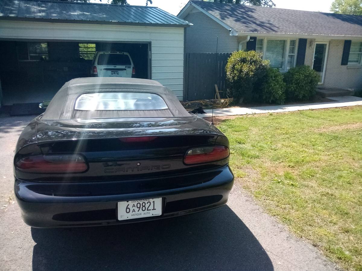 Chevrolet-Camaro-1994-black-109435-1