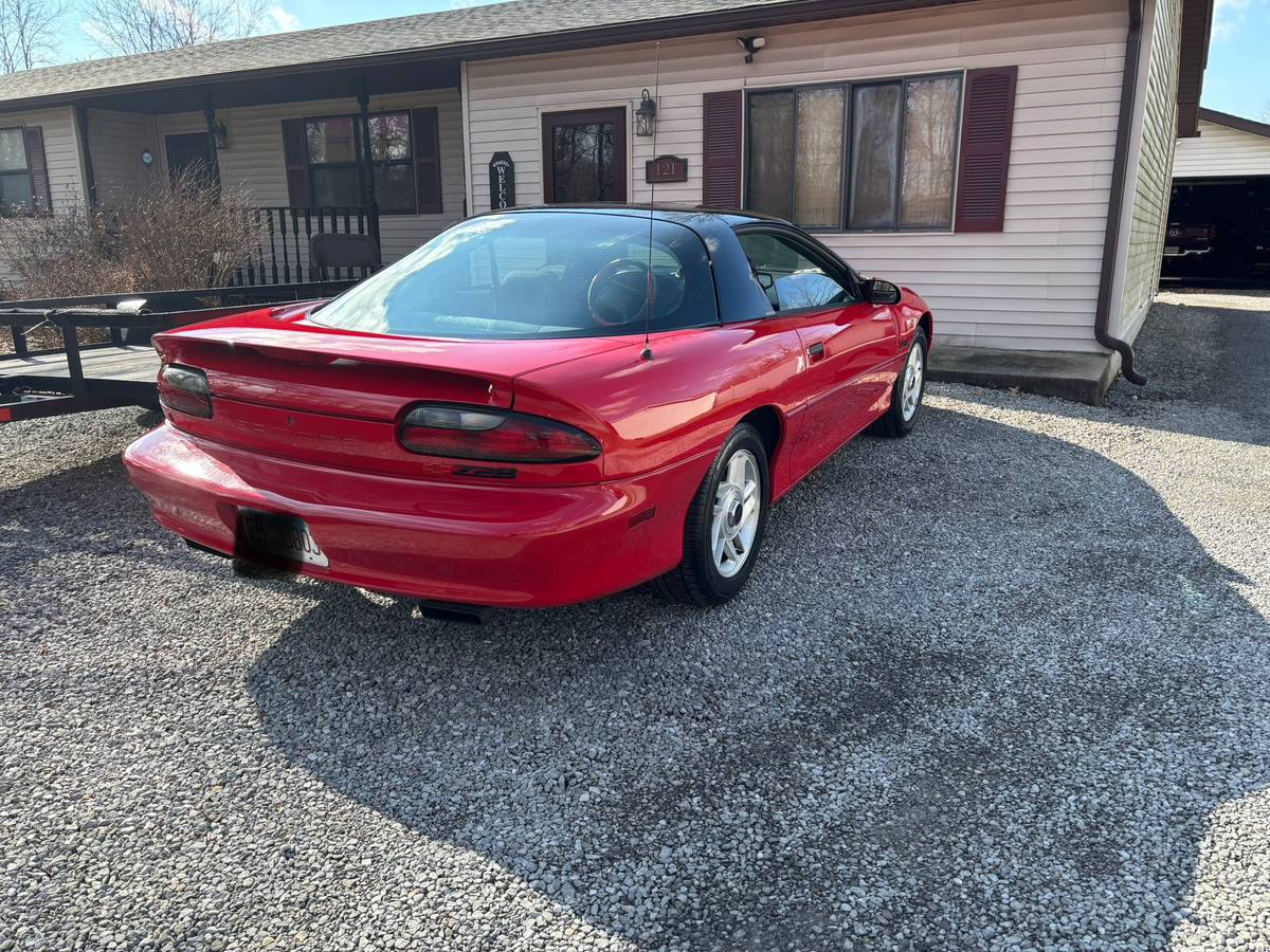 Chevrolet-Camaro-1995-178629-4