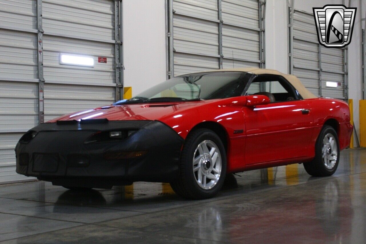 Chevrolet-Camaro-1995-Red-Tan-85854-4