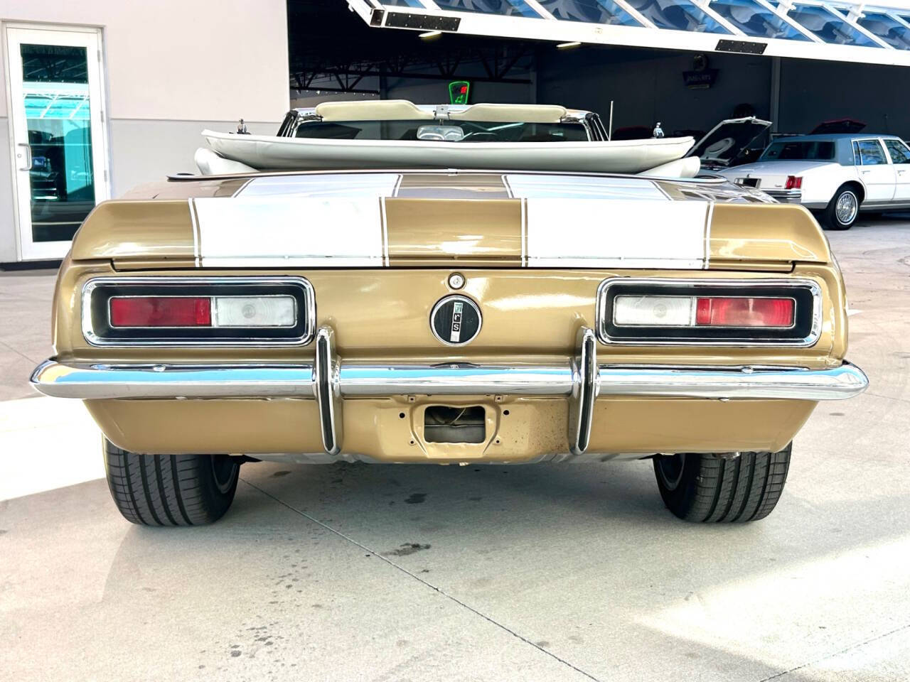 Chevrolet-Camaro-Cabriolet-1967-Gold-Gold-41771-6