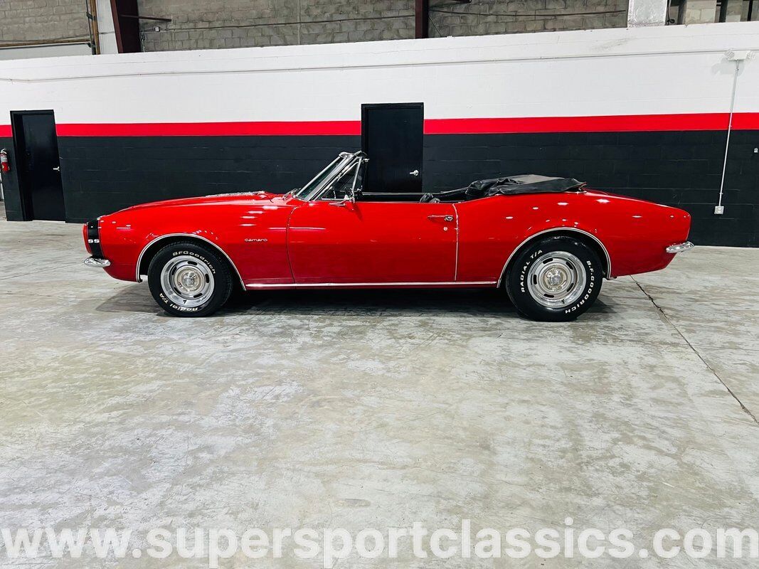 Chevrolet-Camaro-Cabriolet-1967-Red-Black-0-1