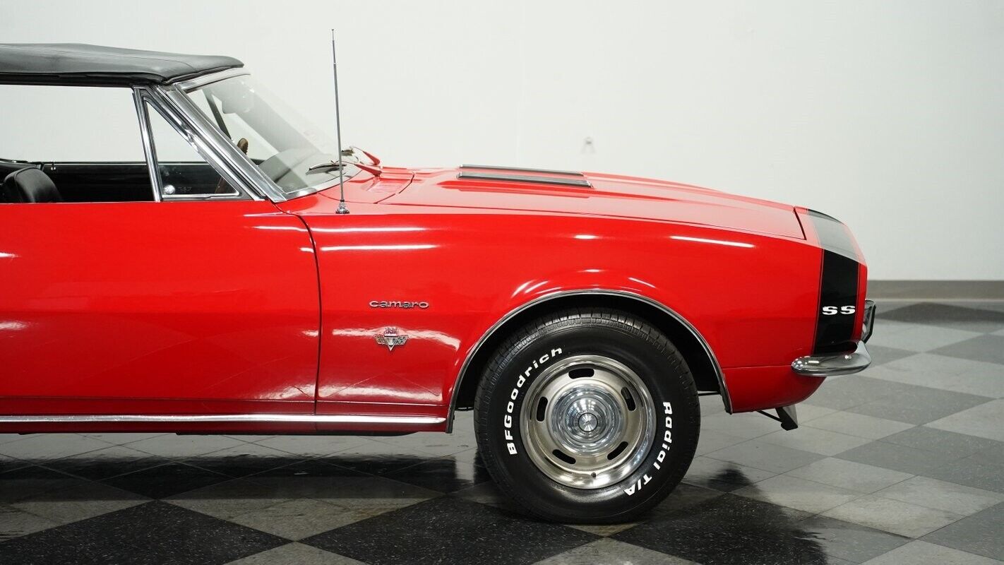 Chevrolet-Camaro-Cabriolet-1967-Red-Black-14299-26