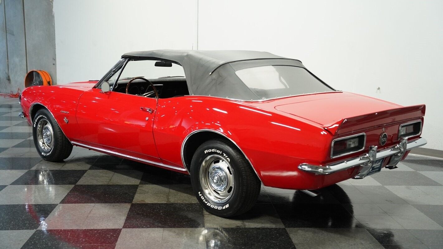 Chevrolet-Camaro-Cabriolet-1967-Red-Black-14299-7