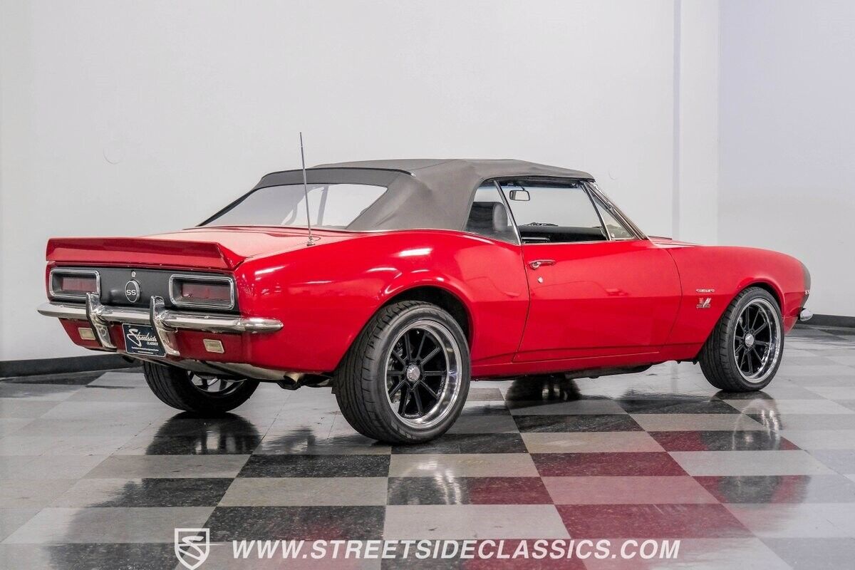 Chevrolet-Camaro-Cabriolet-1967-Red-Black-18850-11