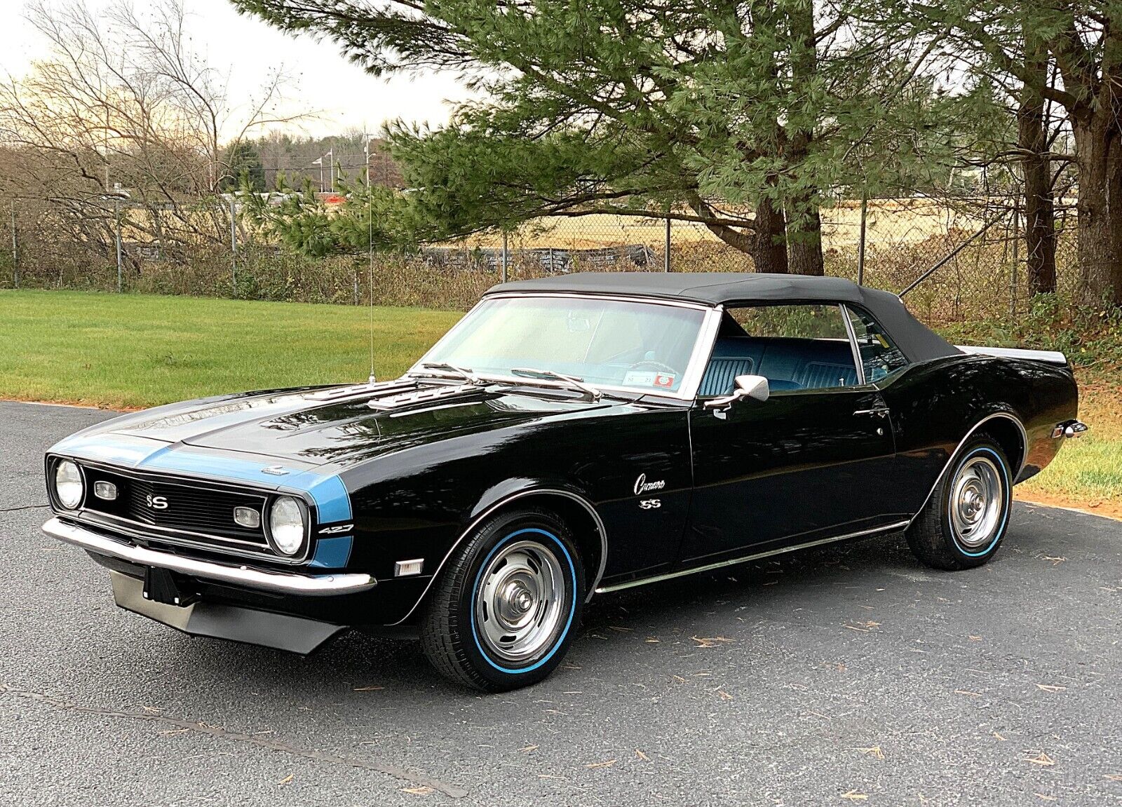 Chevrolet-Camaro-Cabriolet-1968-Black-Blue-57936-1