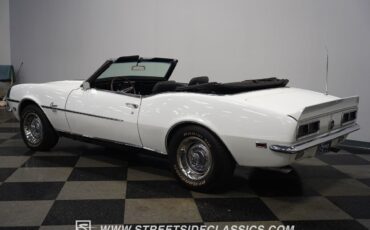 Chevrolet-Camaro-Cabriolet-1968-White-Black-108710-10