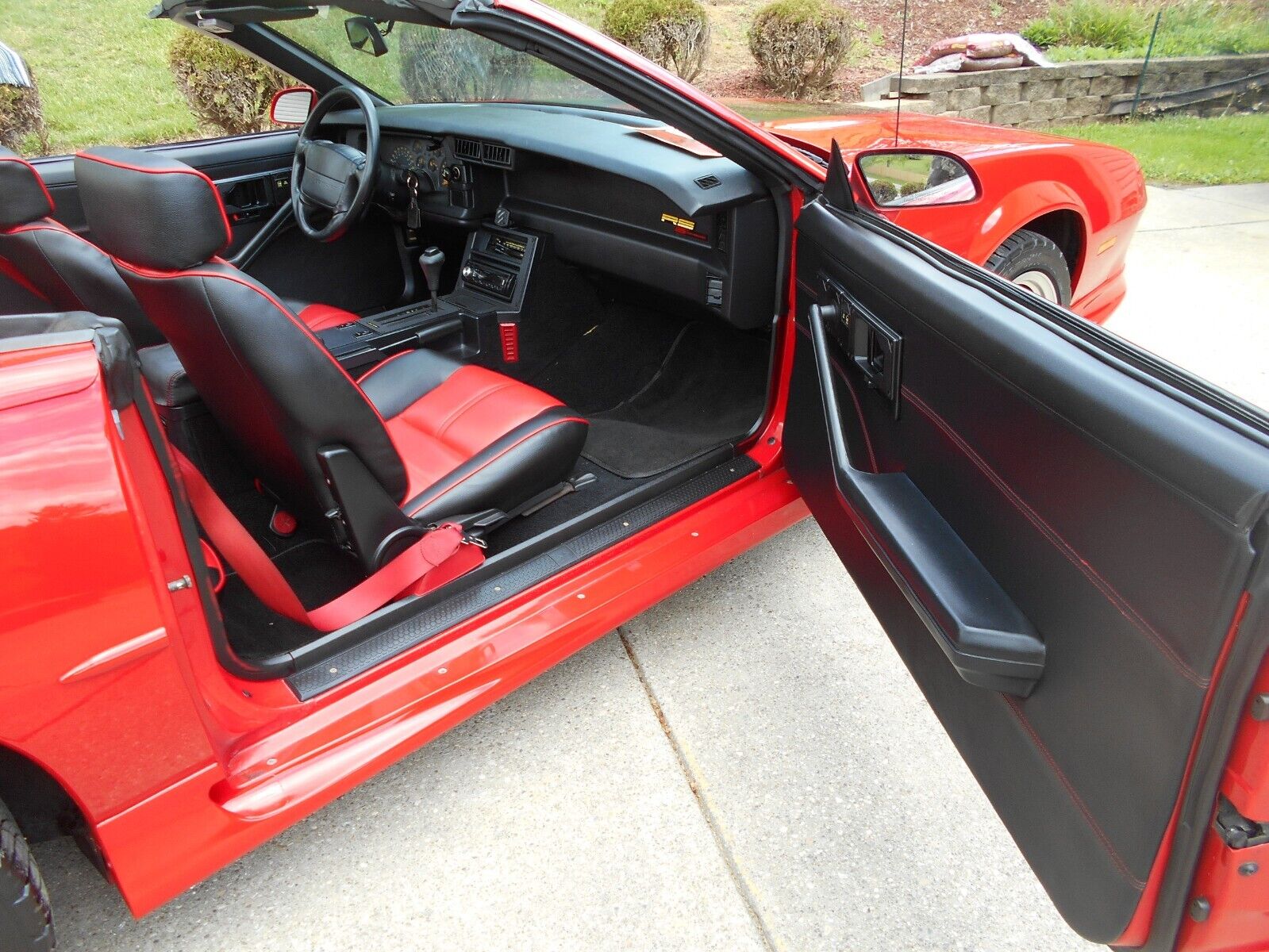 Chevrolet-Camaro-Cabriolet-1992-Red-Red-202777-6