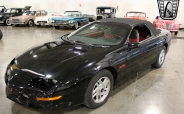 Chevrolet-Camaro-Cabriolet-1994-Black-Black-104348-2