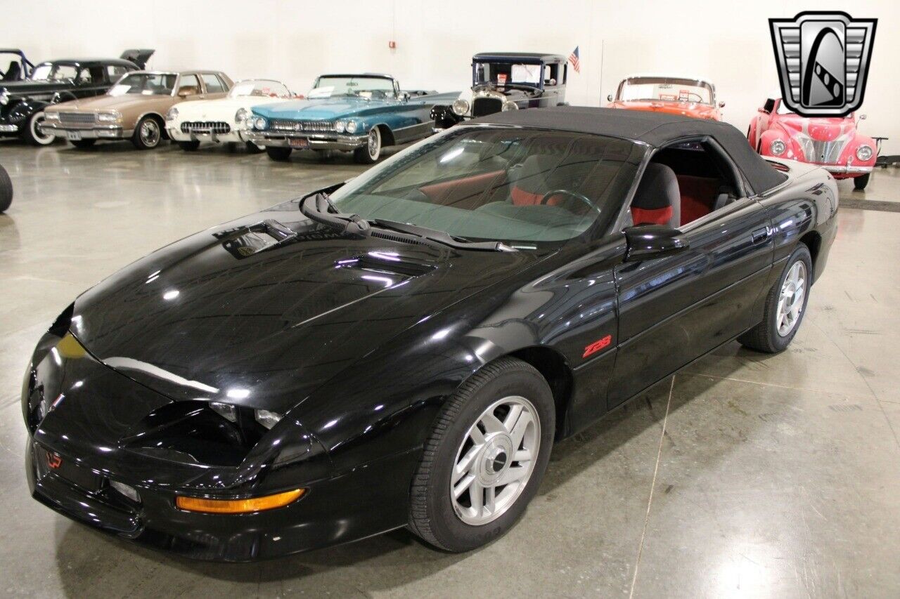 Chevrolet-Camaro-Cabriolet-1994-Black-Black-104348-2