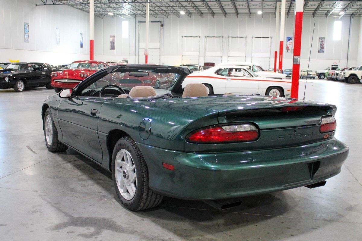 Chevrolet-Camaro-Cabriolet-1994-Green-Tan-89212-2