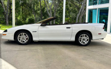 Chevrolet-Camaro-Cabriolet-1994-White-Red-122576-7